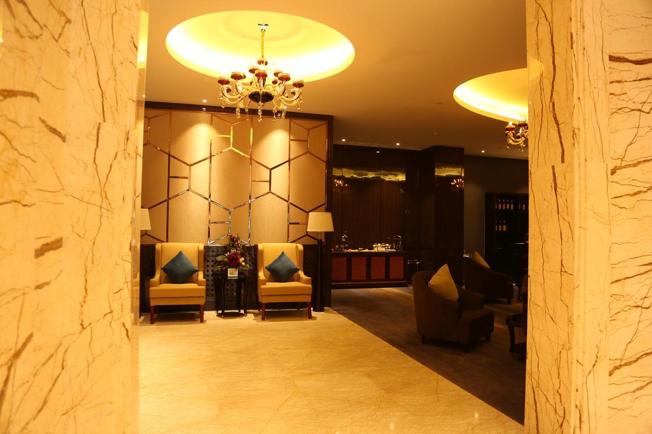 Hotel The Huiting Collection Wuhan Esterno foto