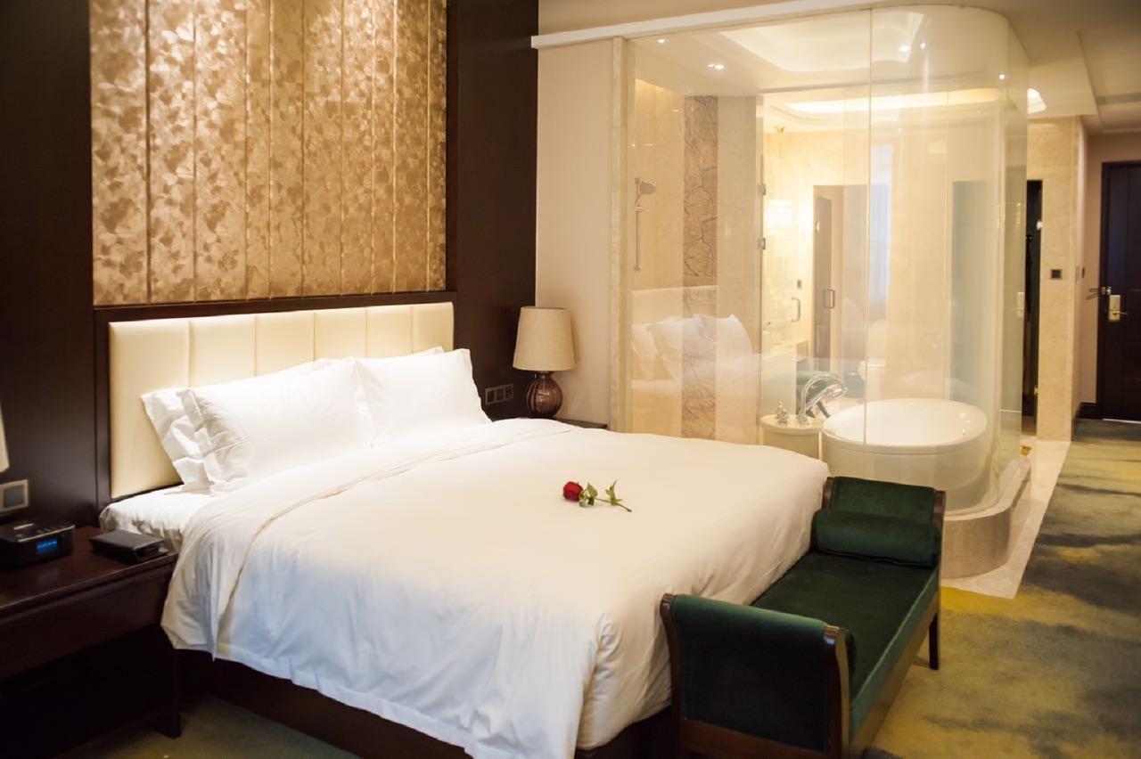 Hotel The Huiting Collection Wuhan Esterno foto