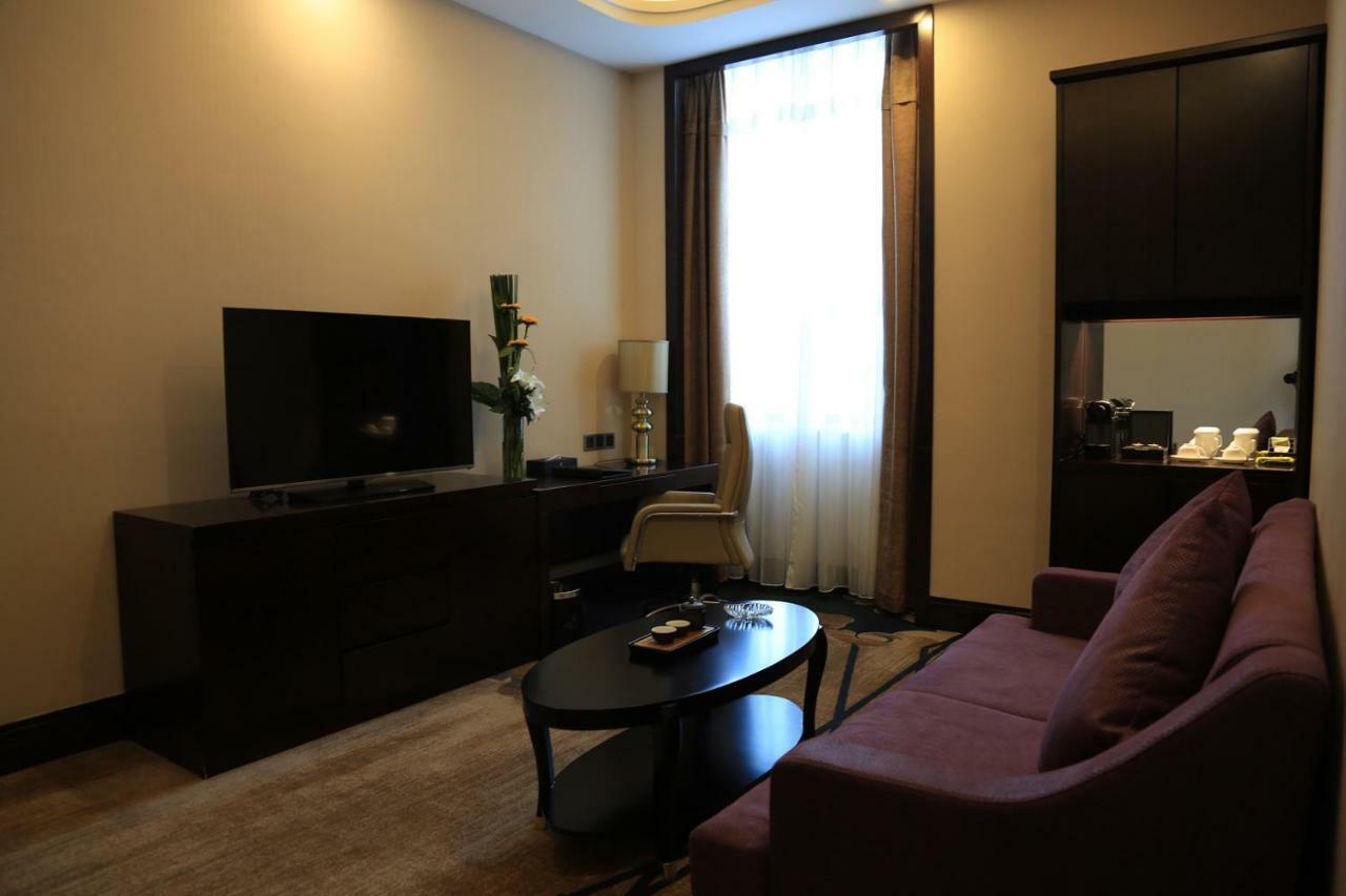 Hotel The Huiting Collection Wuhan Esterno foto