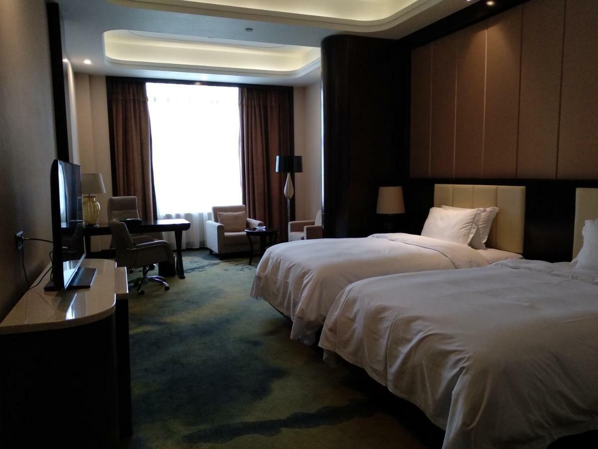 Hotel The Huiting Collection Wuhan Esterno foto